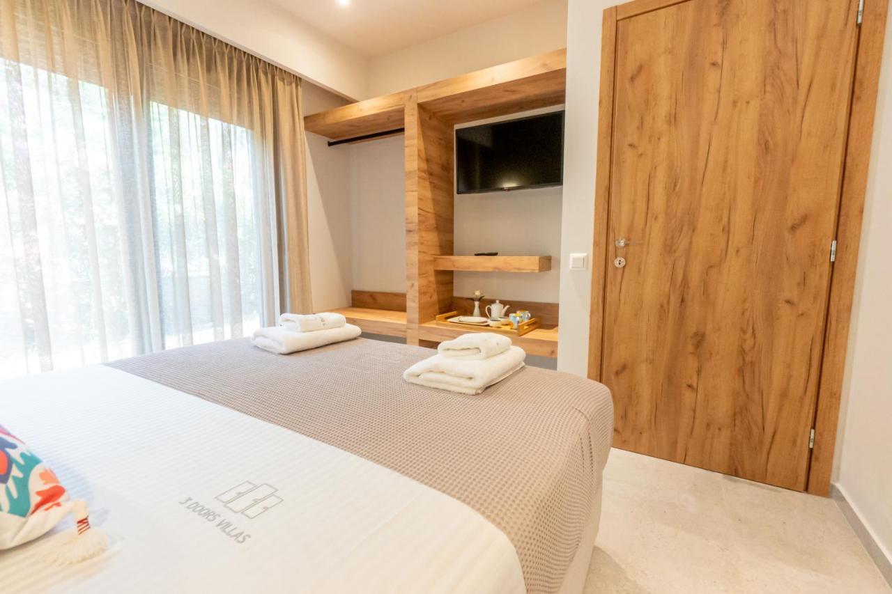 3 Doors Villas Nea Iraklitsa 외부 사진