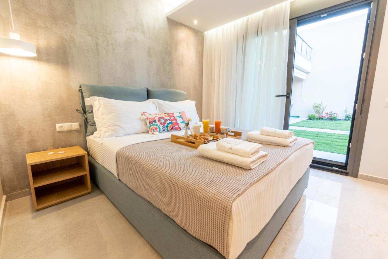 3 Doors Villas Nea Iraklitsa 외부 사진
