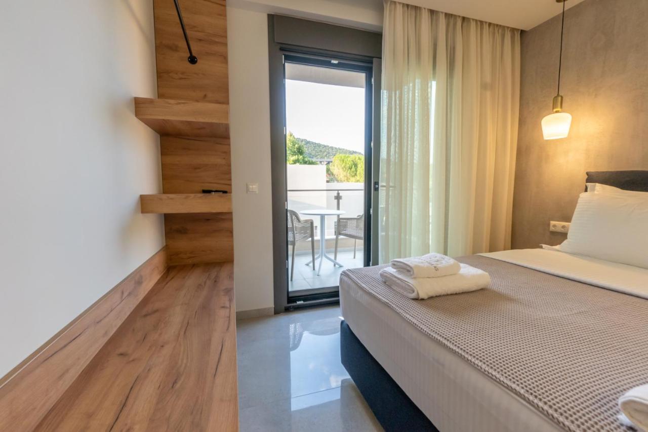 3 Doors Villas Nea Iraklitsa 외부 사진